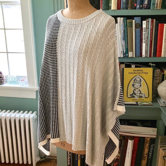 Vince Camuto Mixed Knit Poncho, oversized - Picture 5 of 12